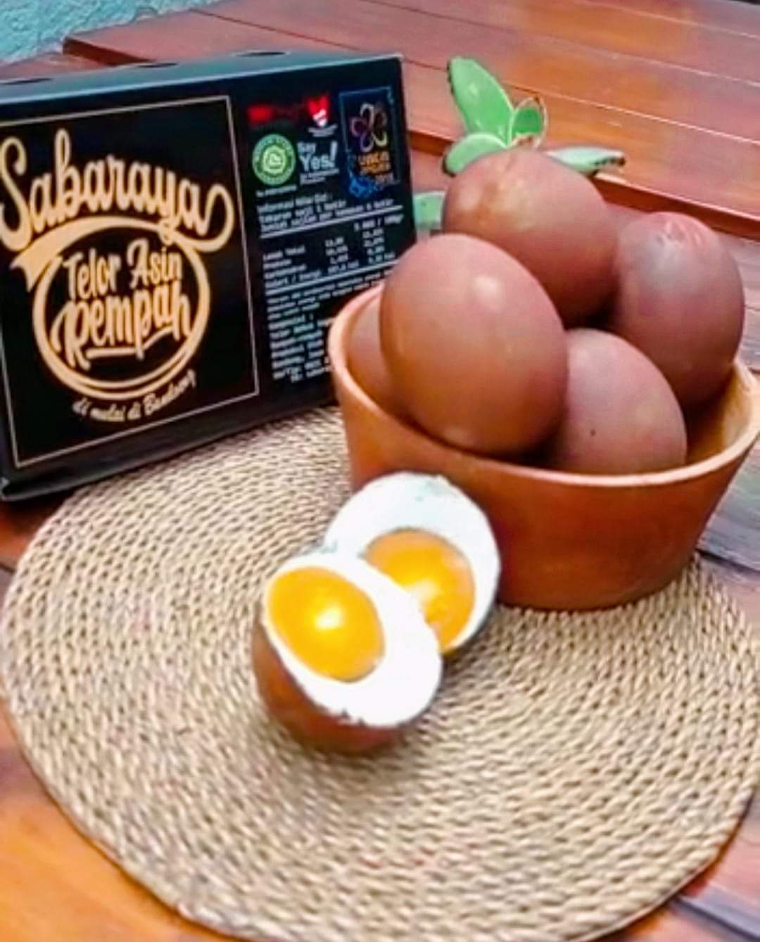 Sarabaya Telor Asin Rempah