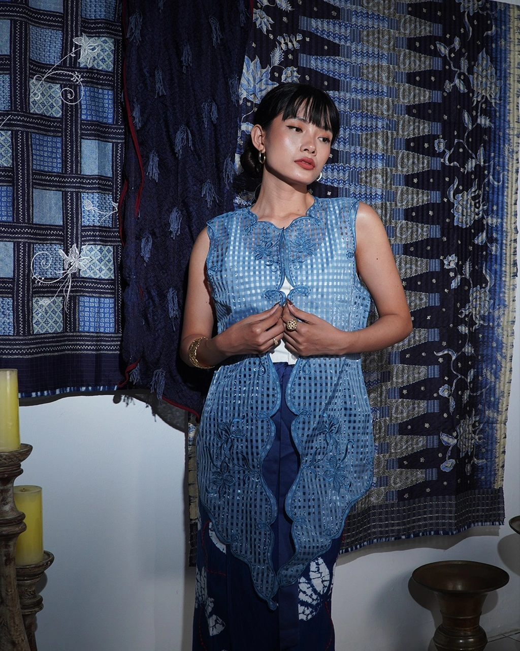 Kebaya Vest Anggrek Bulan Blue