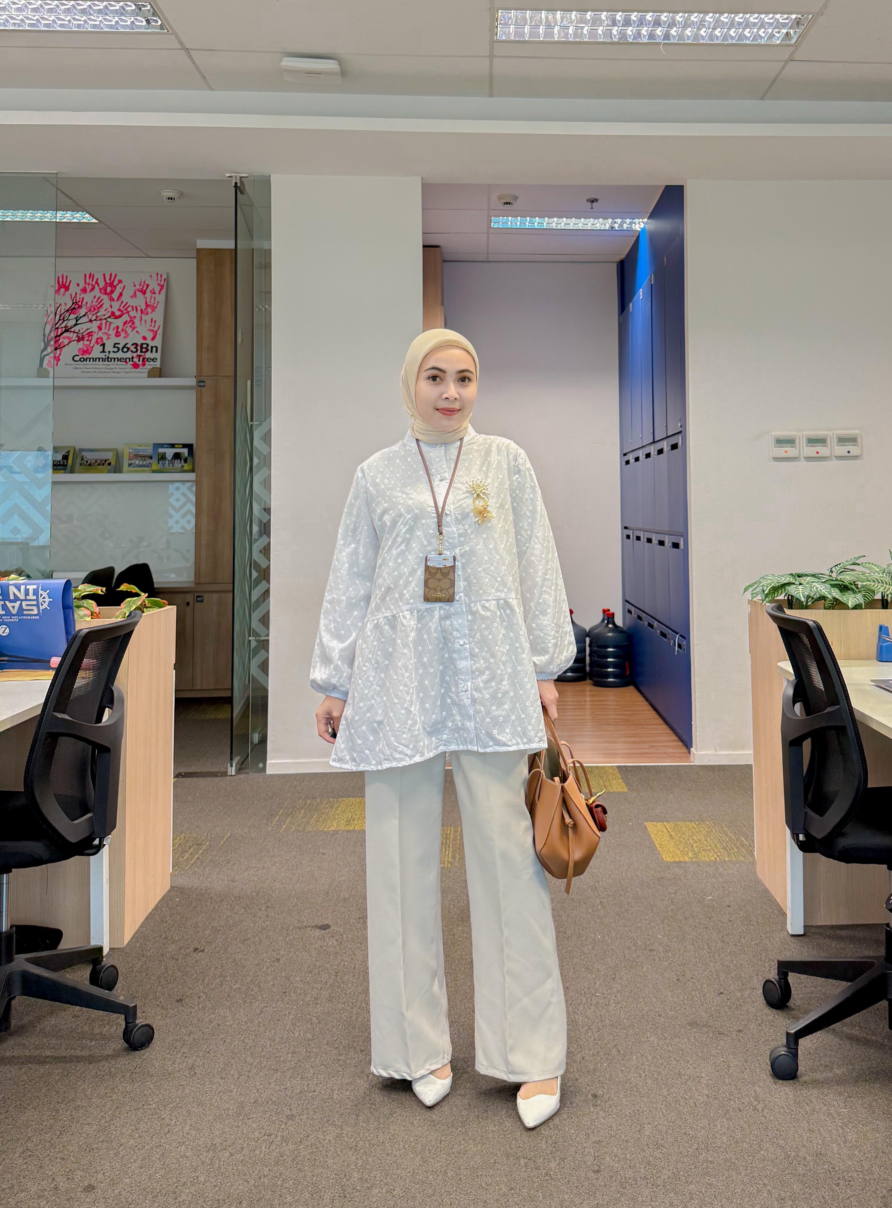 Kaza Top White
