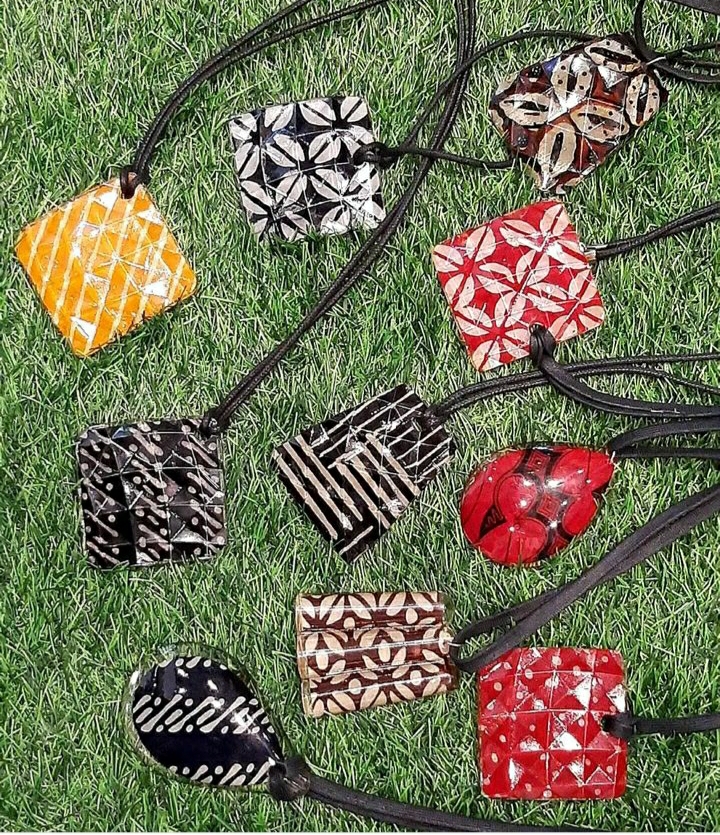 Kalung Resin