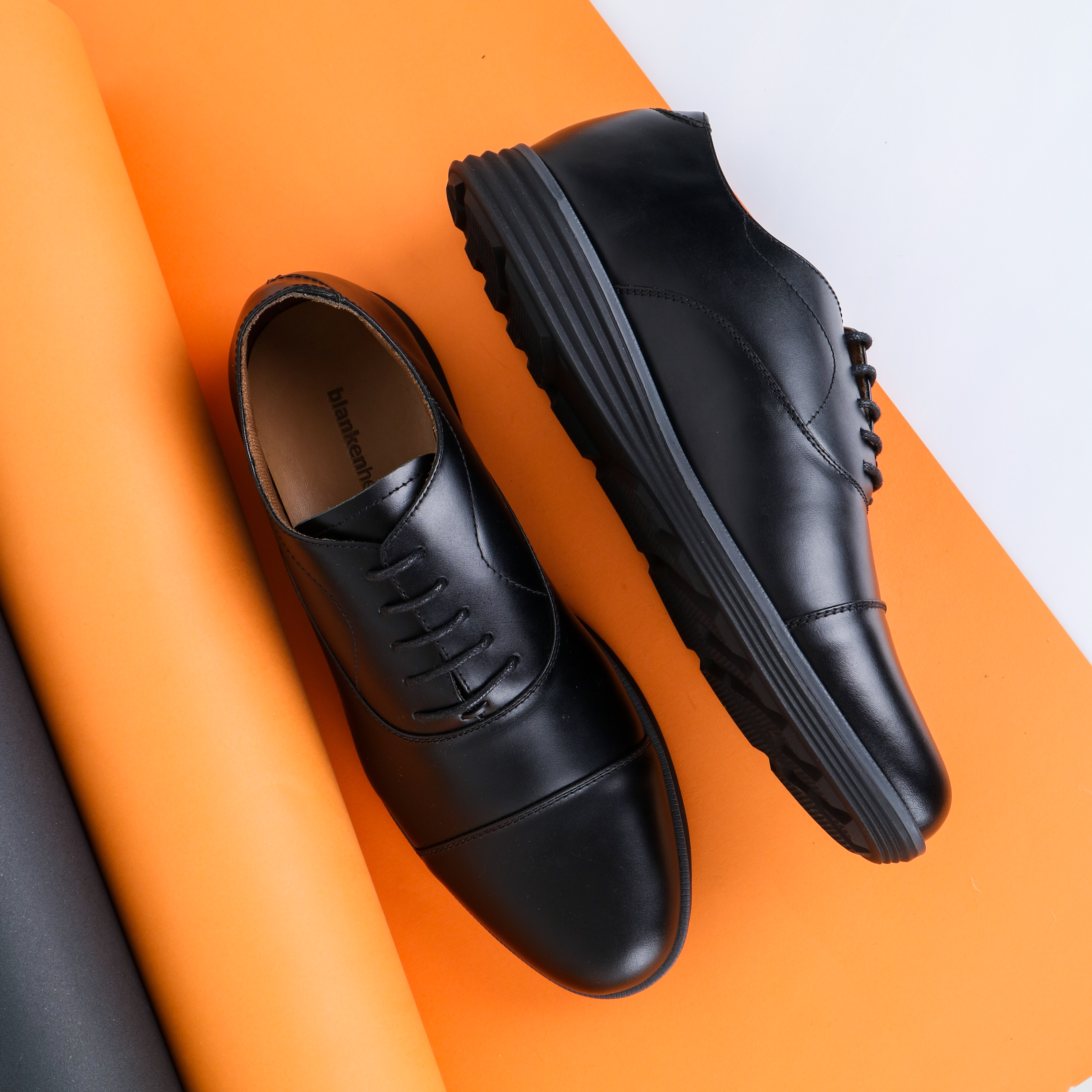 Captoe Black