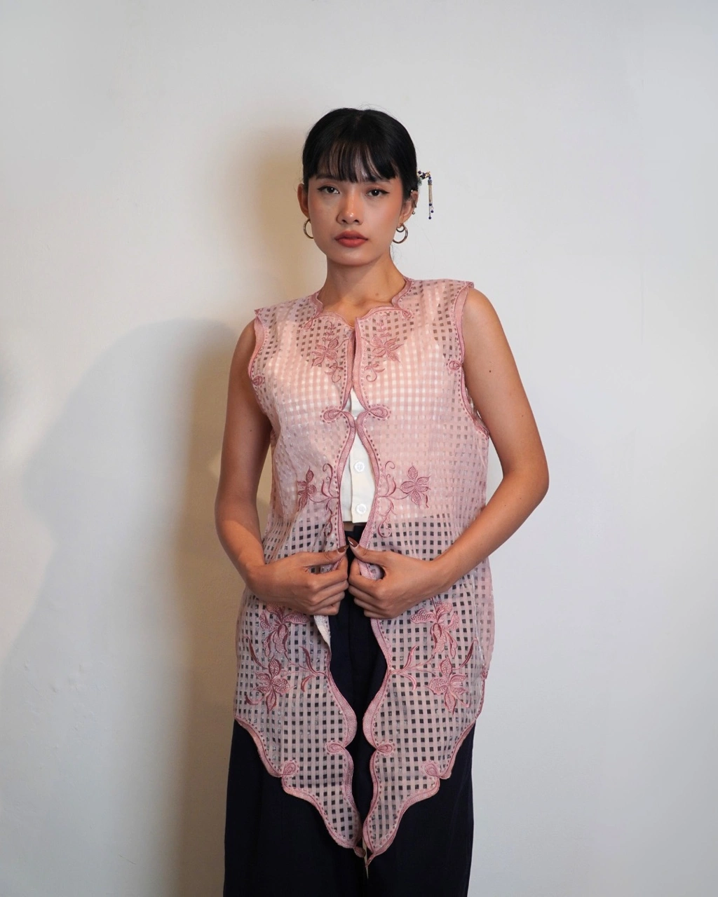 Kebaya Vest Anggrek Bulan Pink